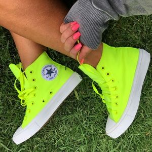 NEW 🌴 CONVERSE WOMENS CHUCK TAYLOR ALLSTAR II